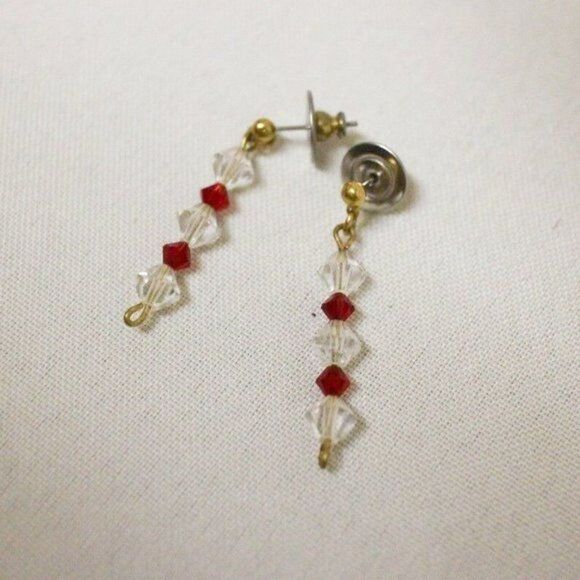 Vintage Red and White Drop Bead Earrings - Picture 1 of 4